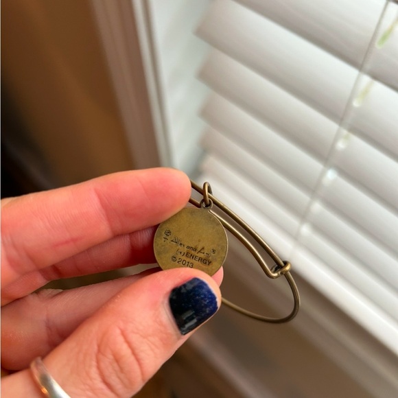 Gold Boston Bruins, Alex and Ani bracelet - Picture 2 of 2